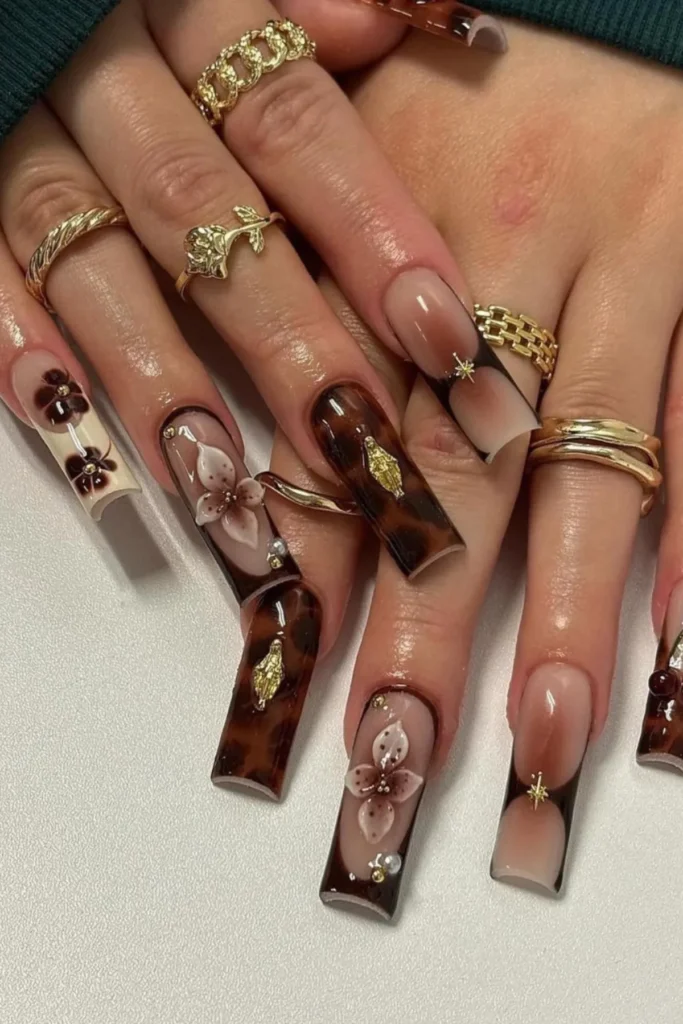 Tortoise Shell Accent Nails