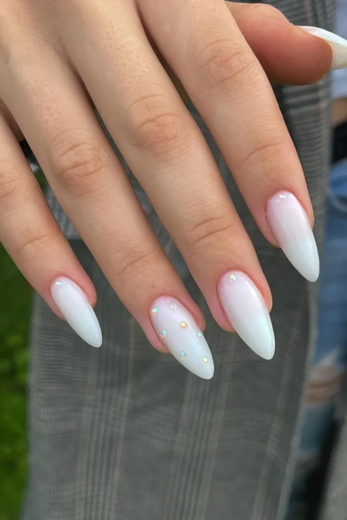 White Pearl Nail