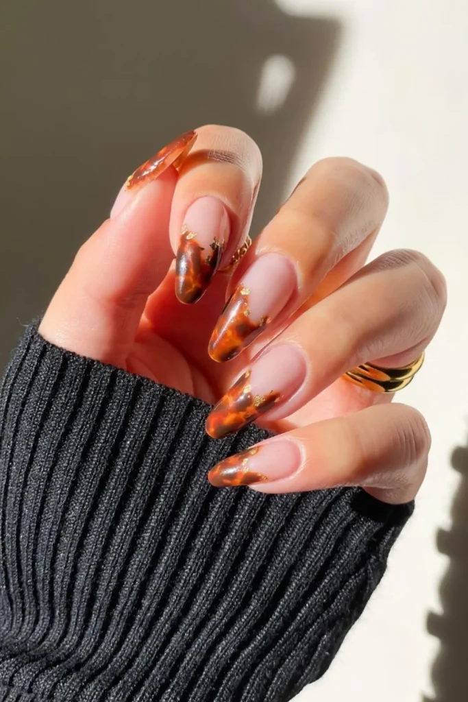 Elegant Tortoiseshell Nails