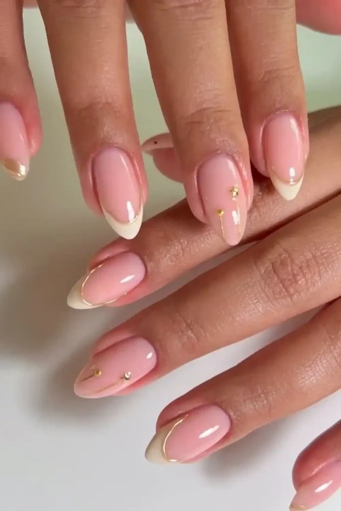 Minimal Elegant Gold Line
